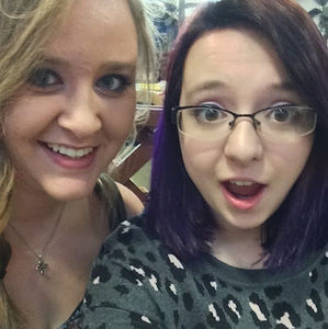 Meet your Posher, Cortney